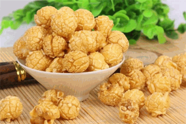 谗嘴猫咪爆米花